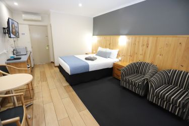 Room 10 (5)